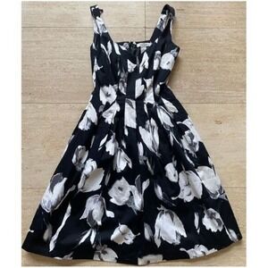 White House Black Market Floral Print Fit & Flare Dress Sleeveless‎ Size 8